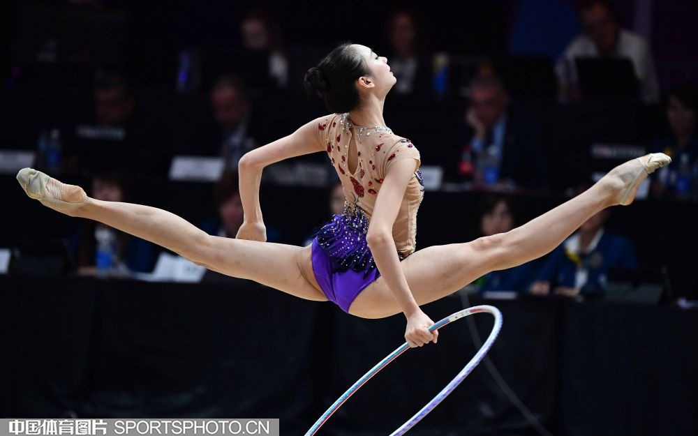 詹姆斯31+9+6东契奇34+6+8 湖人主场力擒灰熊