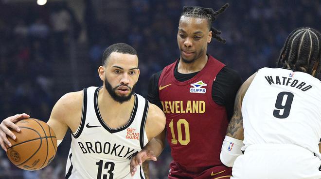 许多游客不 许多游客不